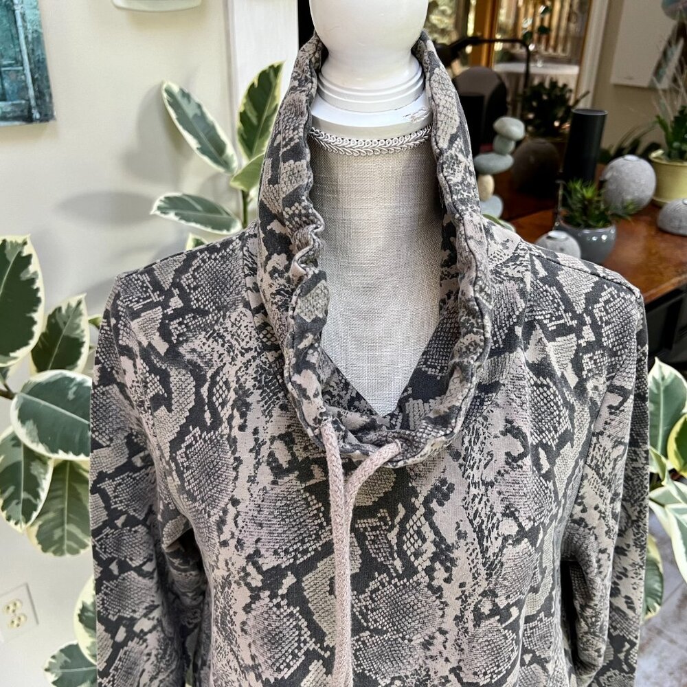 Kaktus Neutral Print Dress
